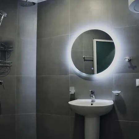 Sea View Apartment *