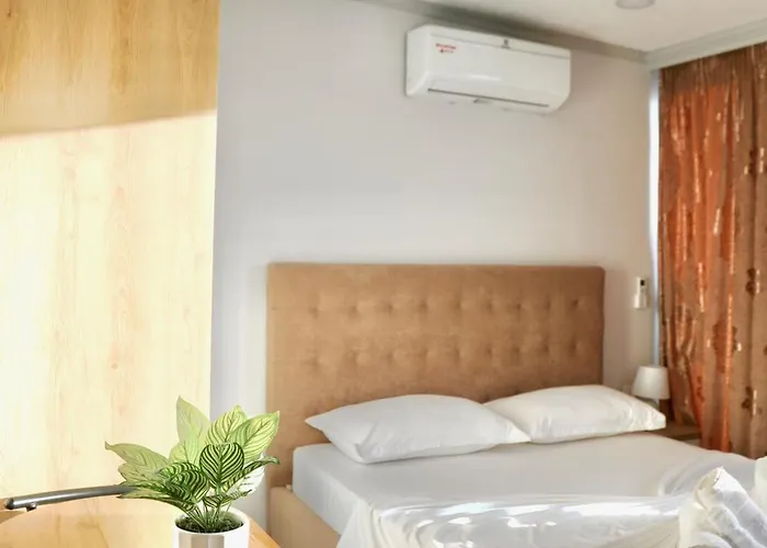 Sea View Golem (Tirana)